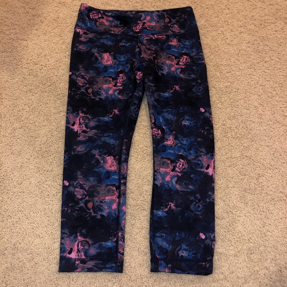 Lululemon Wunder Under Crop